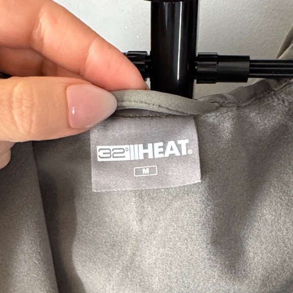 Hooded Softshell Jacket - Picture 2 of 7